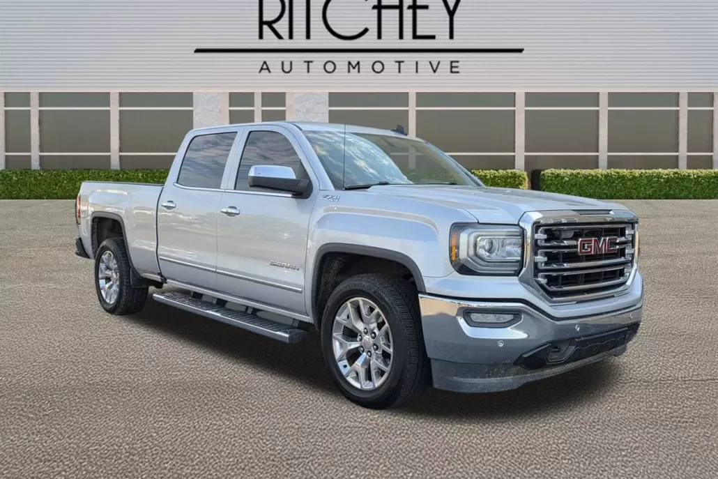 2017 Gmc Sierra 1500 SLT photo 1