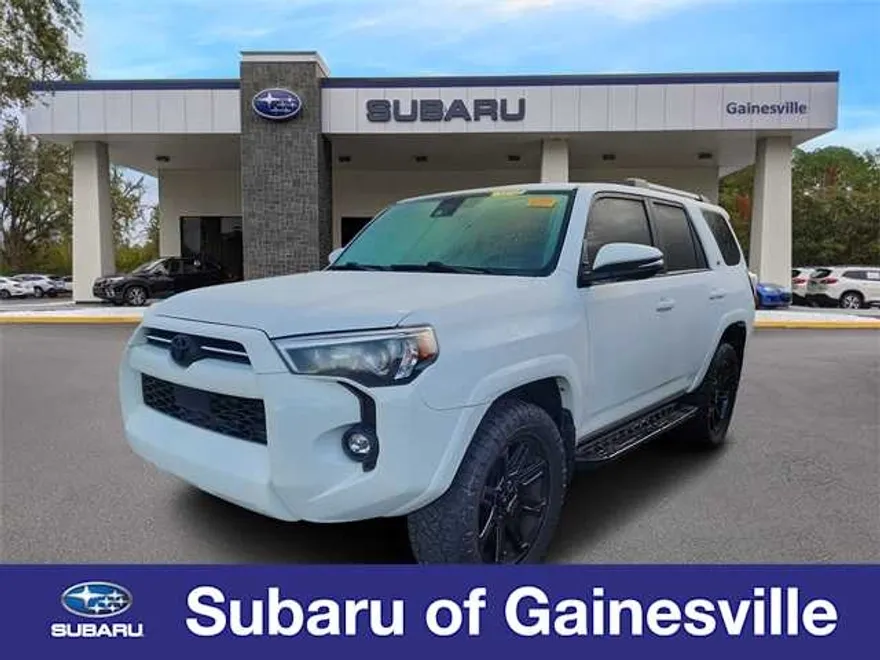 2023 Toyota 4Runner SR5 Premium photo 1