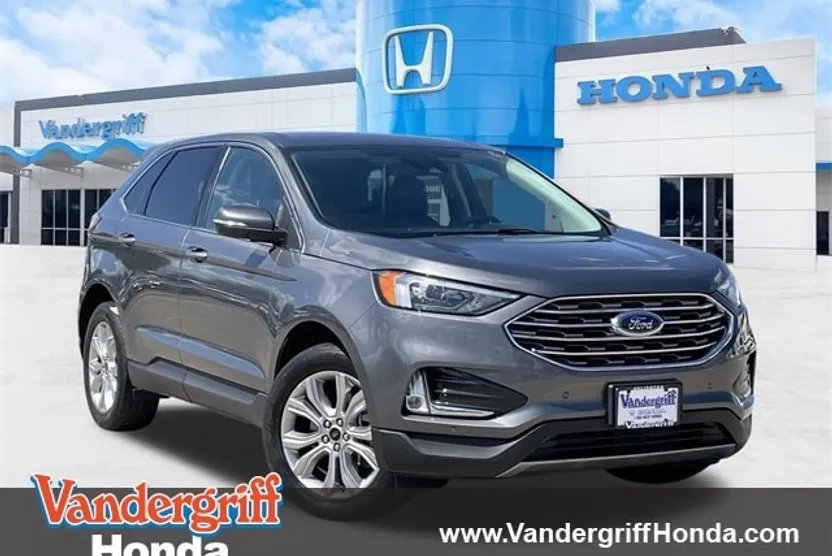2023 Ford Edge Titanium photo 1