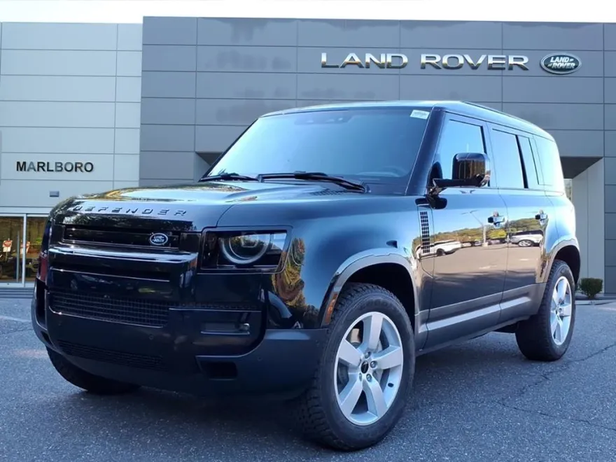 2026 Land Rover Defender 110 photo 1
