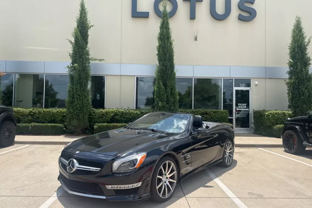 2016 Mercedes Benz SL 63 AMG photo 1