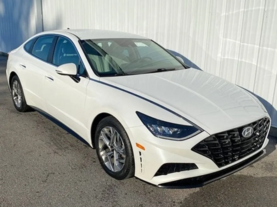 2020 Hyundai Sonata SEL photo 1