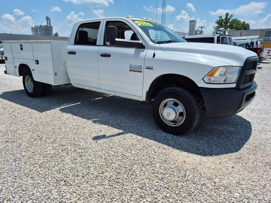 2014 Ram 3500 Tradesman SLT Laramie photo 1