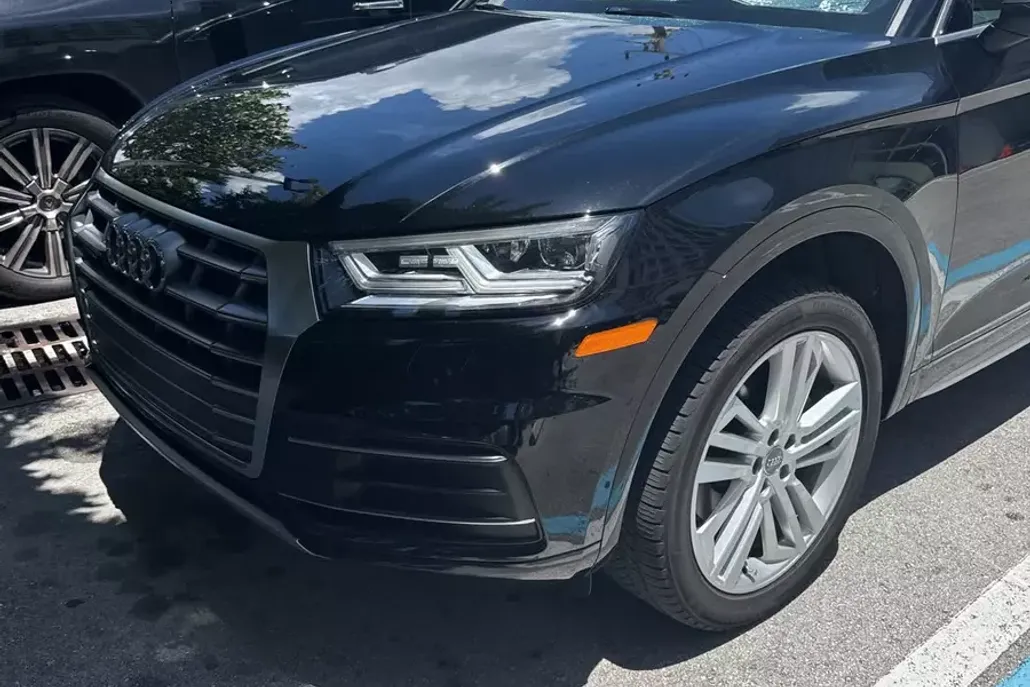 2020 Audi Q5 Premium Plus photo 1