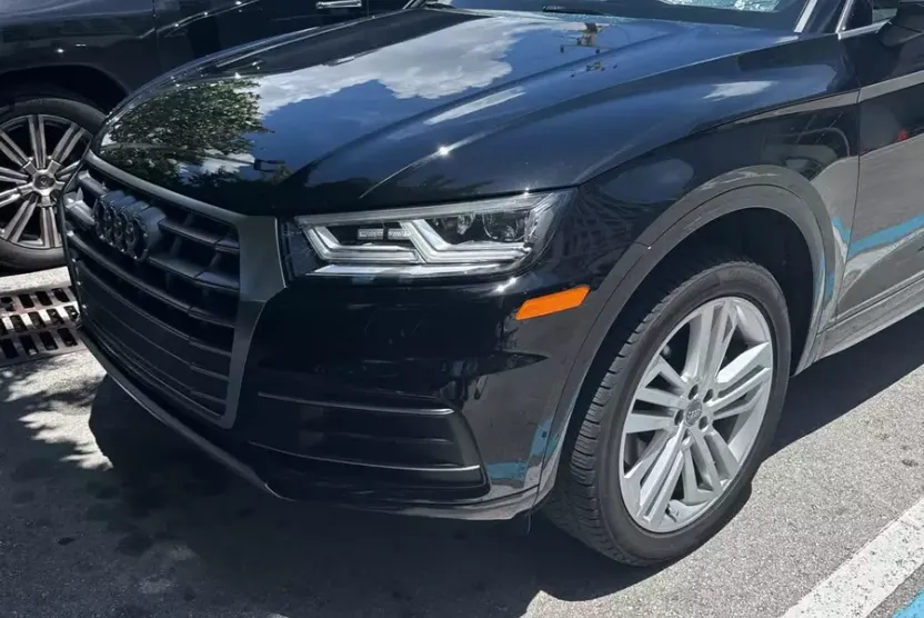 2020 Audi Q5 Premium Plus photo 1