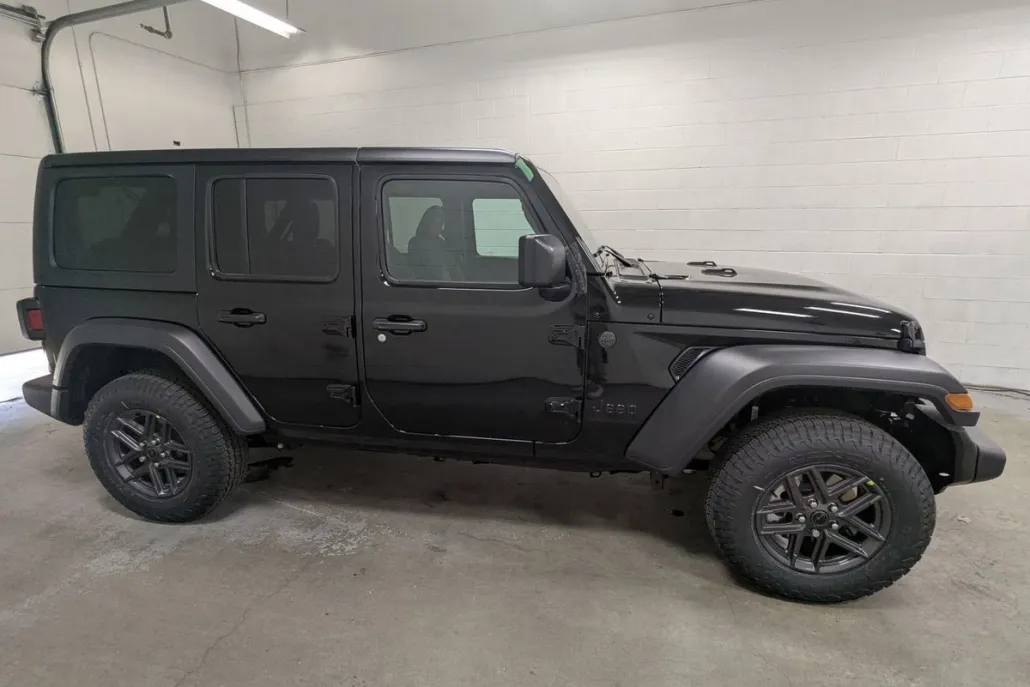 2025 Jeep Wrangler Sport S photo 1