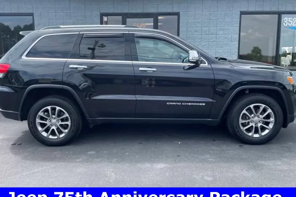 2016 Jeep Grand Cherokee Limited photo 1