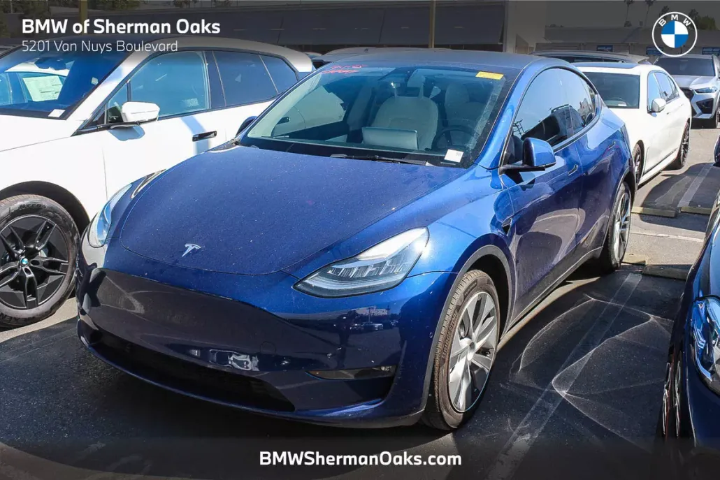 2022 Tesla Model Y Long Range photo 1
