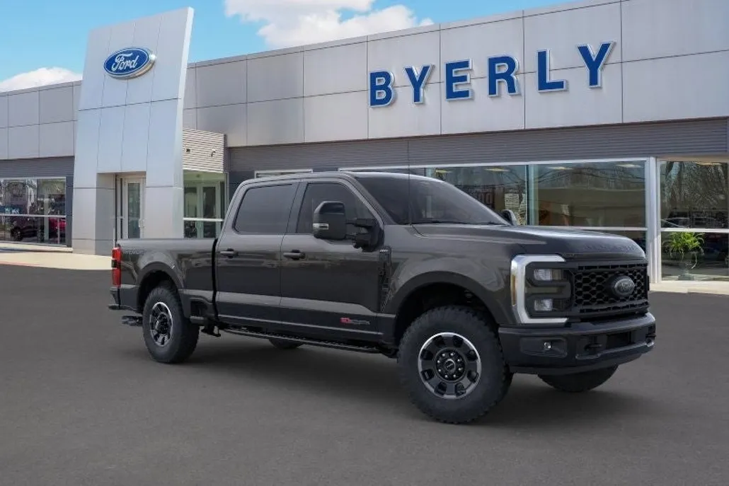 2025 Ford F-250 photo 1