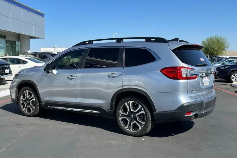 2023 Subaru Ascent Touring photo 1