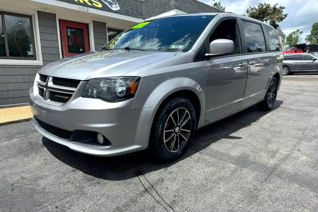 2018 Dodge Grand Caravan GT photo 1