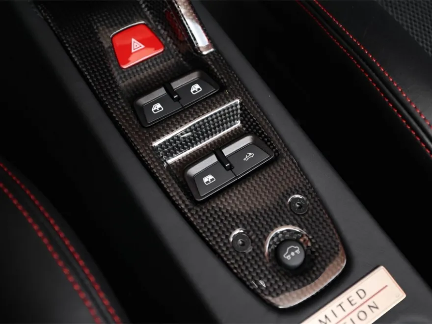 2015 Ferrari 458 Spider Base photo 37