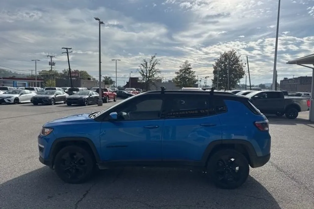 2021 Jeep Compass Altitude photo 1