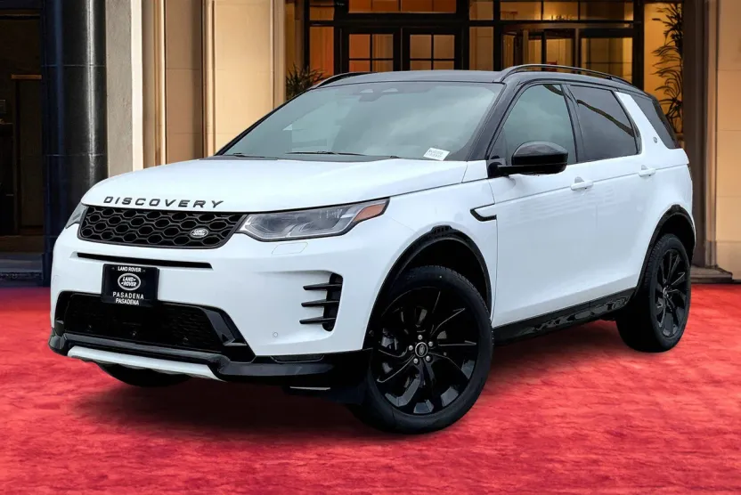 2025 Land Rover Discovery Sport Dynamic SE photo 1