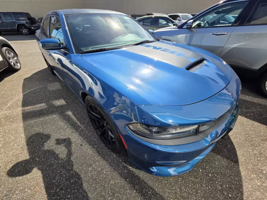 2020 Dodge Charger Scat Pack photo 1