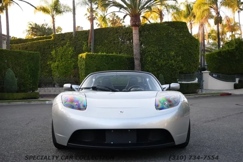 2010 Tesla Roadster photo 1