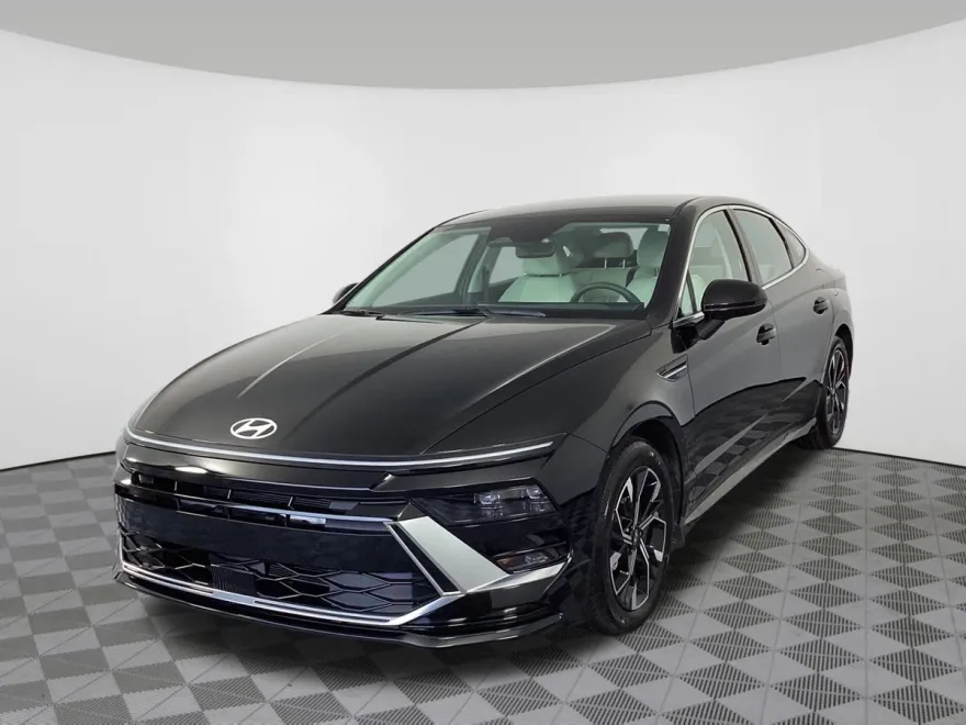 2024 Hyundai Sonata SEL photo 1