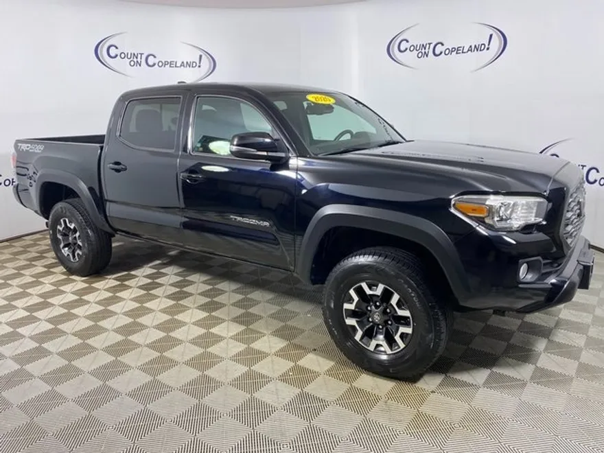 2020 Toyota Tacoma TRD Off-Road photo 1