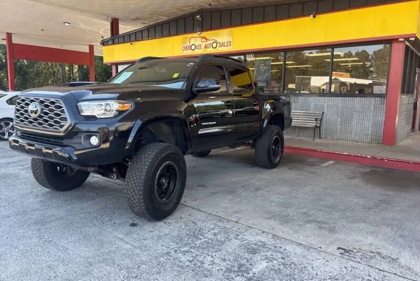 2021 Toyota Tacoma TRD Sport photo 1