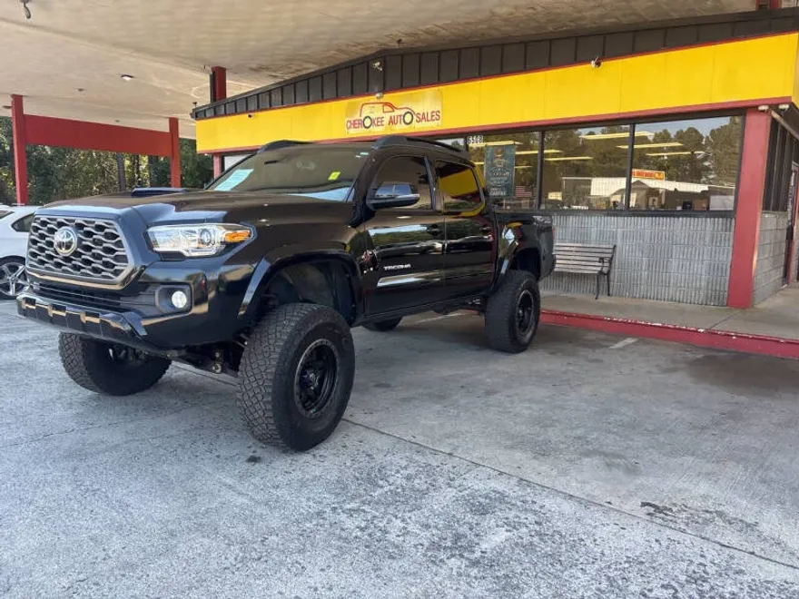 2021 Toyota Tacoma TRD Sport photo 1