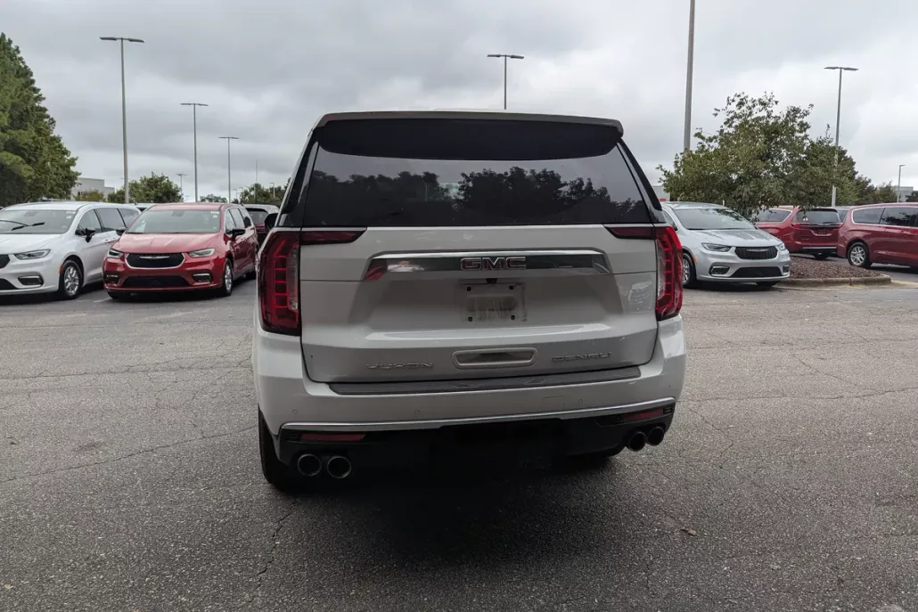 2023 Gmc Yukon Denali photo 1