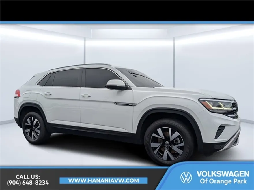 2020 Volkswagen Atlas Cross Sport SEL photo 1