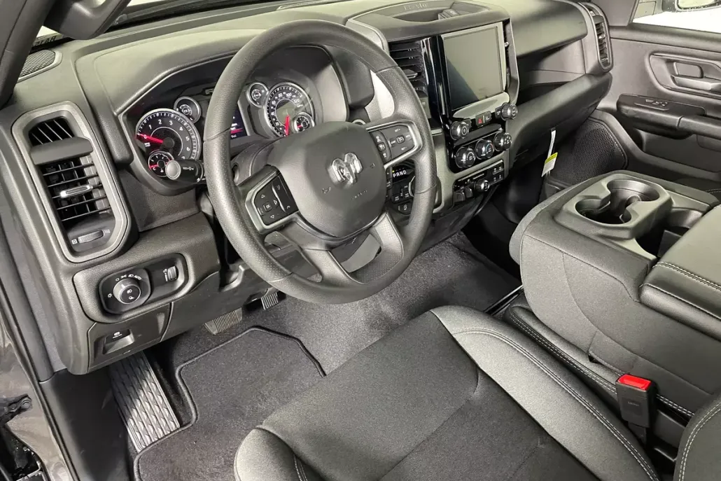 2025 Ram 1500 Tradesman photo 1