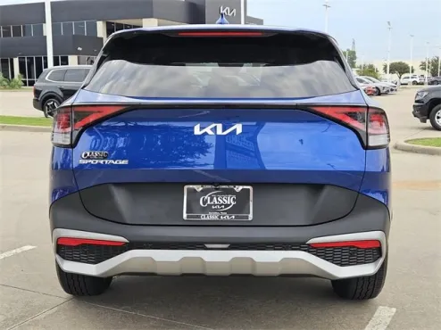2023 Kia Sportage EX photo 4