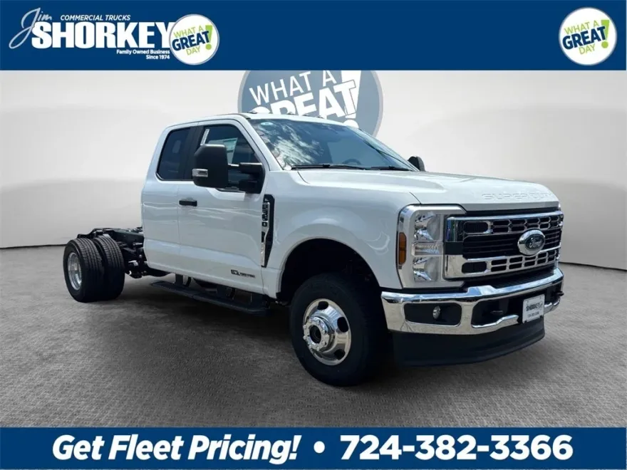 2025 Ford F-350 photo 1
