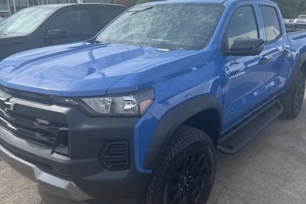 2026 Chevrolet Colorado Trail Boss photo 1