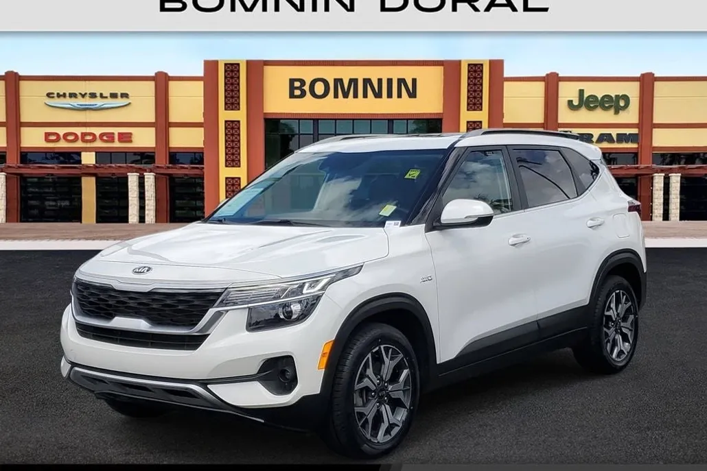 2021 Kia Seltos EX photo 1