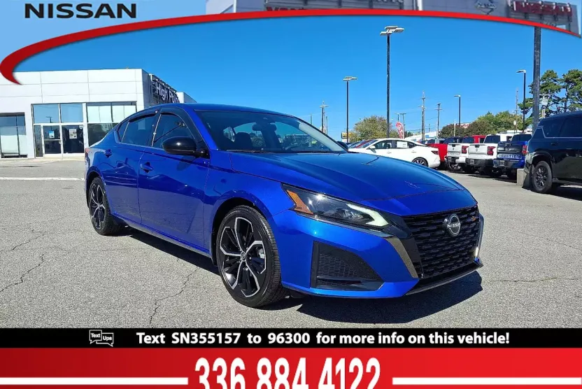 2025 Nissan Altima 2.5 SR photo 1