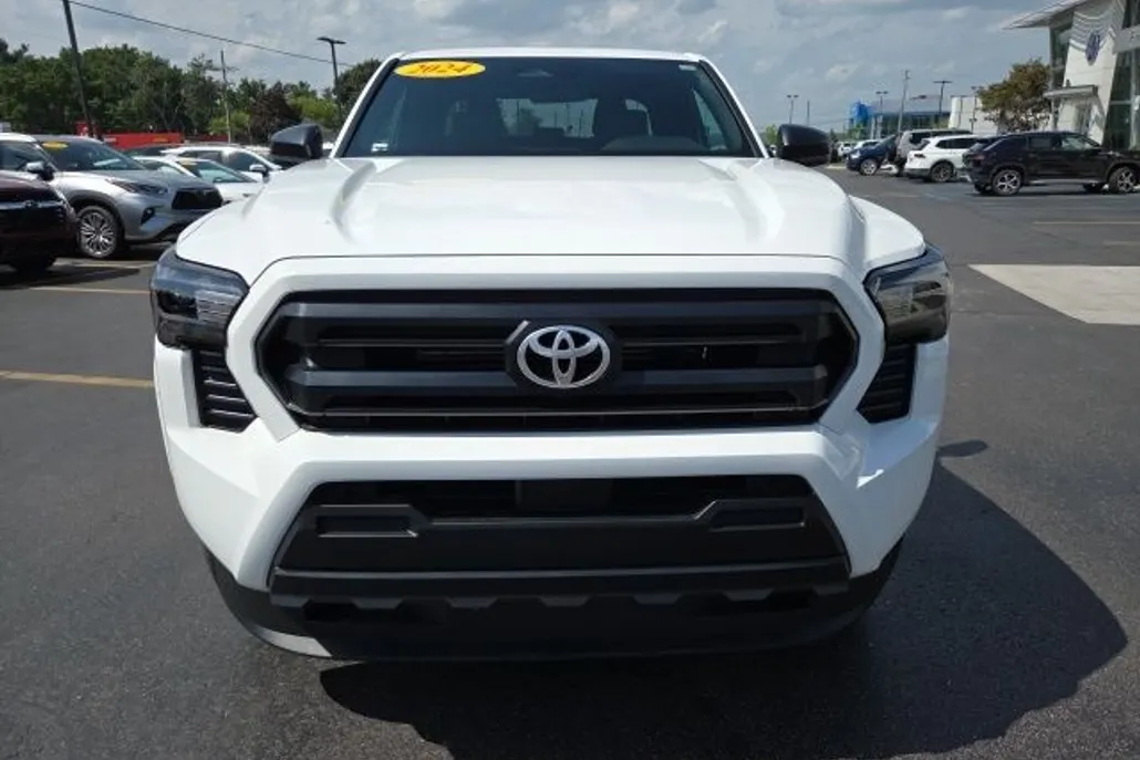 2024 Toyota Tacoma SR photo 1