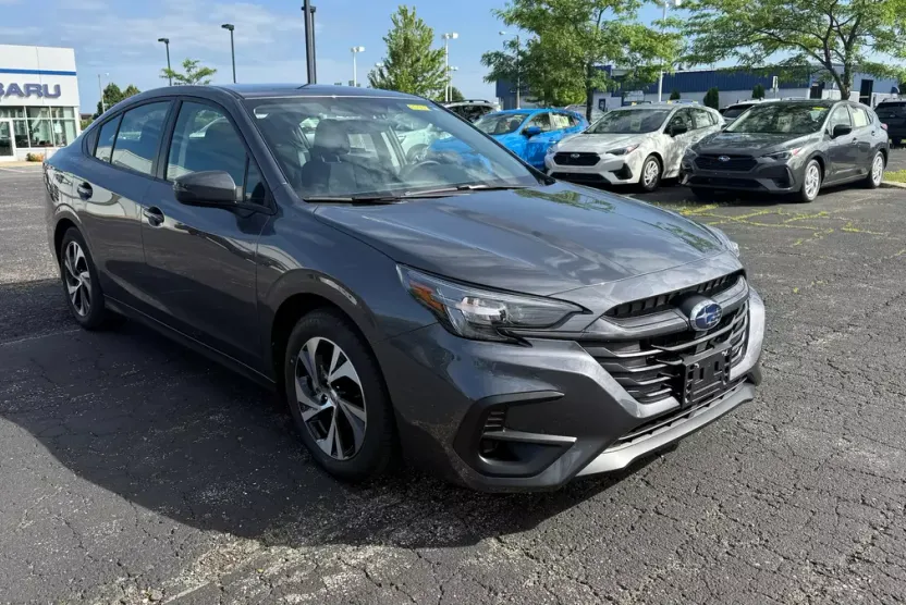 2025 Subaru Legacy Premium photo 1