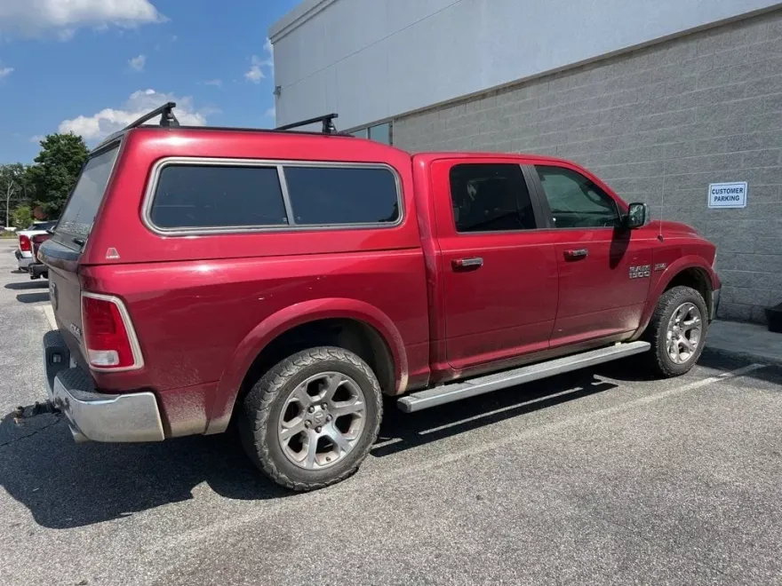 2015 Ram 1500 Laramie photo 1