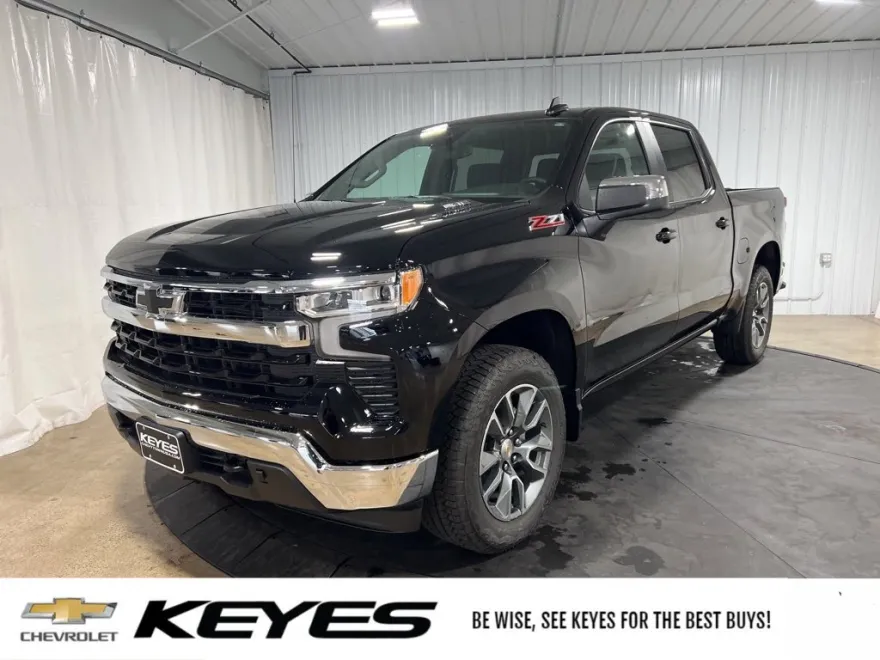 2026 Chevrolet Silverado 1500 LT photo 1