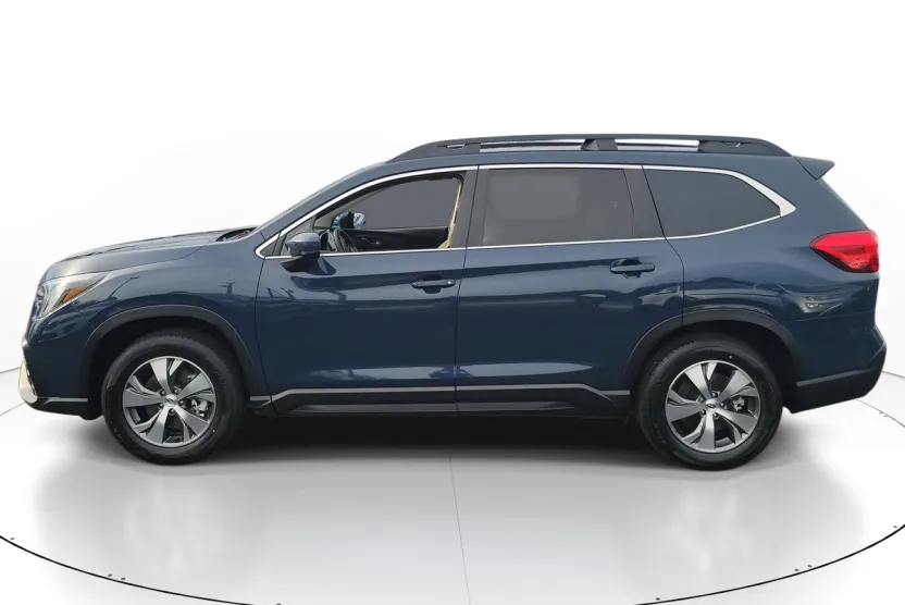 2025 Subaru Ascent Premium photo 1