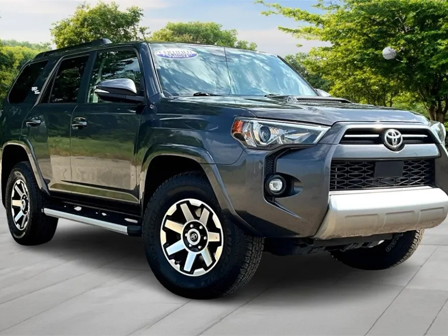 2021 Toyota 4Runner TRD Off-Road Premium photo 1