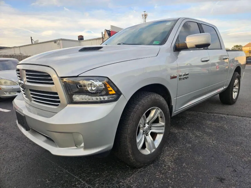 2013 Ram 1500 Sport photo 1