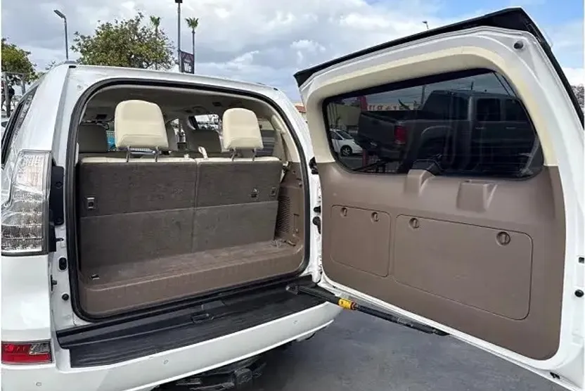 2017 Lexus GX Base photo 1