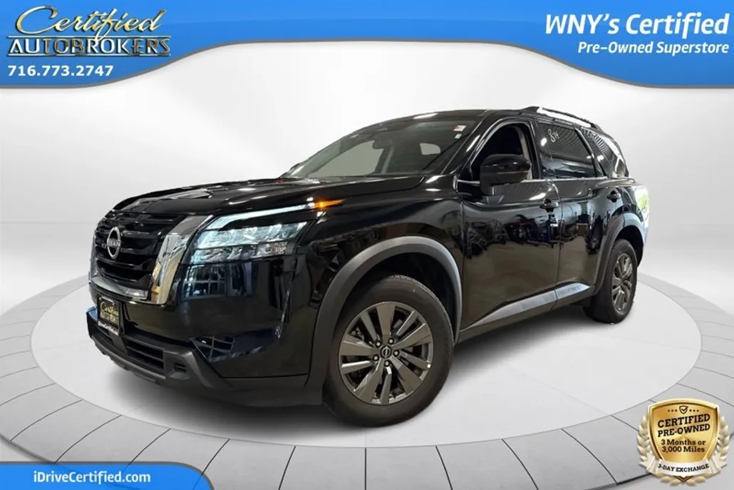 2025 Nissan Pathfinder SV 4x4 photo 1