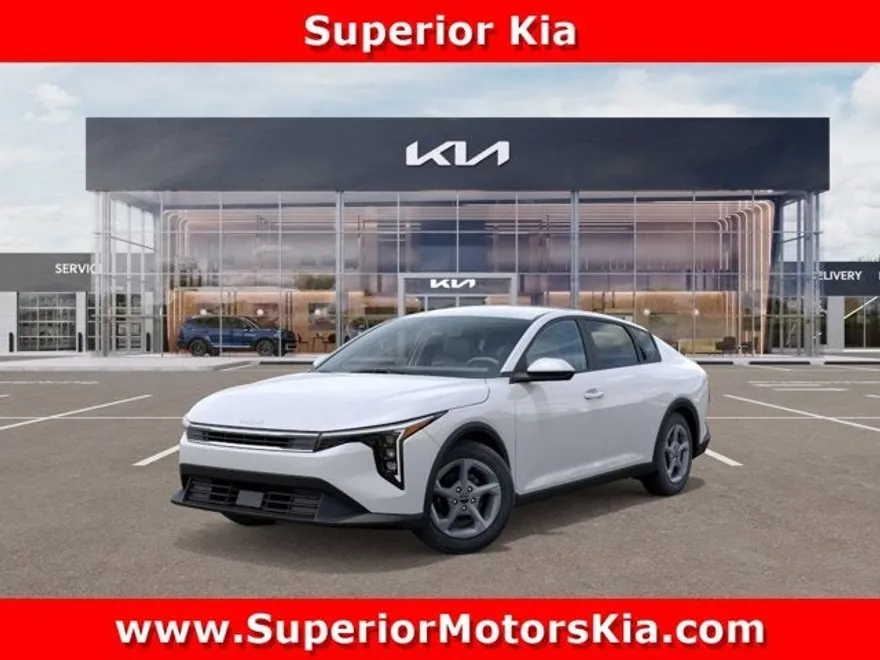2025 Kia K4 LXS photo 1