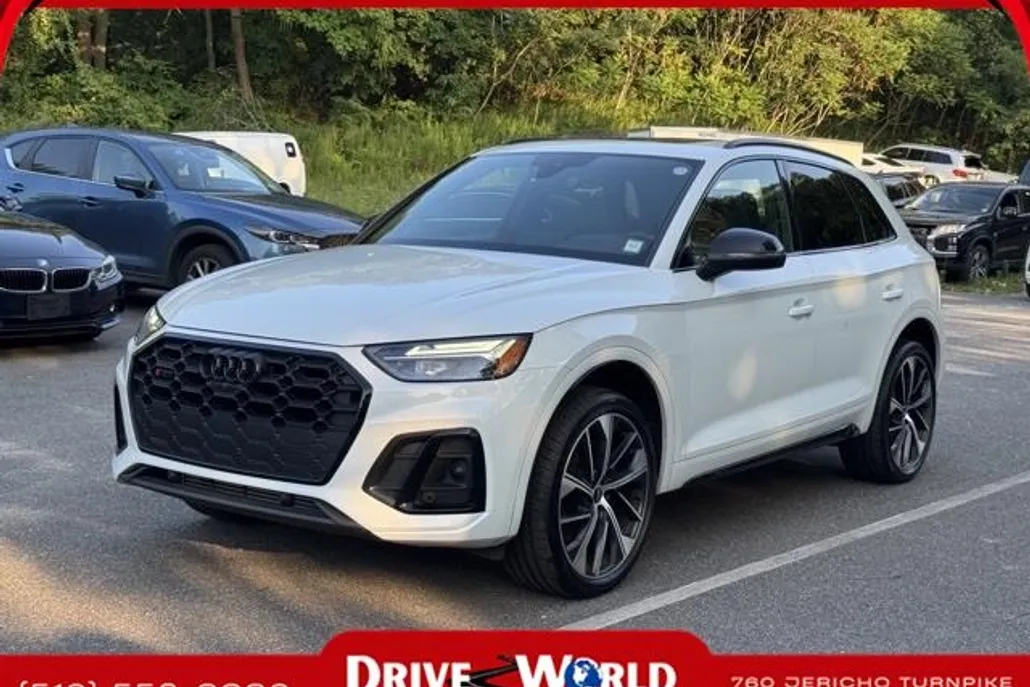 2022 Audi SQ5 Premium Plus photo 1