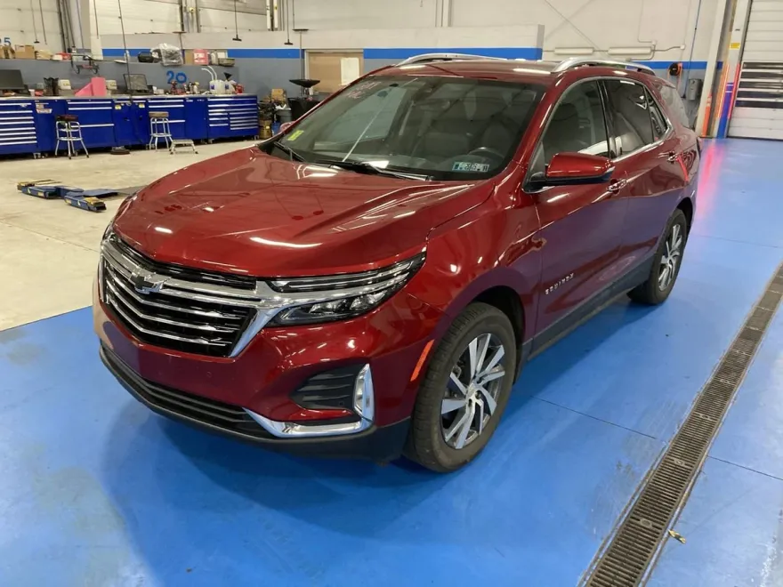 2024 Chevrolet Equinox Premier photo 1