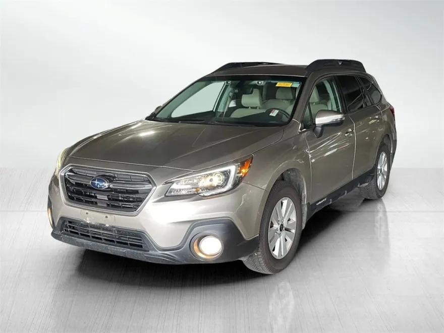 2018 Subaru Outback 2.5i Premium photo 1