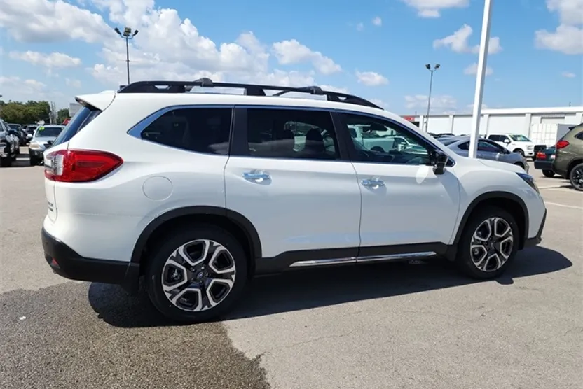 2025 Subaru Ascent Touring photo 1