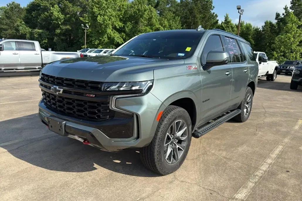 2023 Chevrolet Tahoe Z71 photo 1