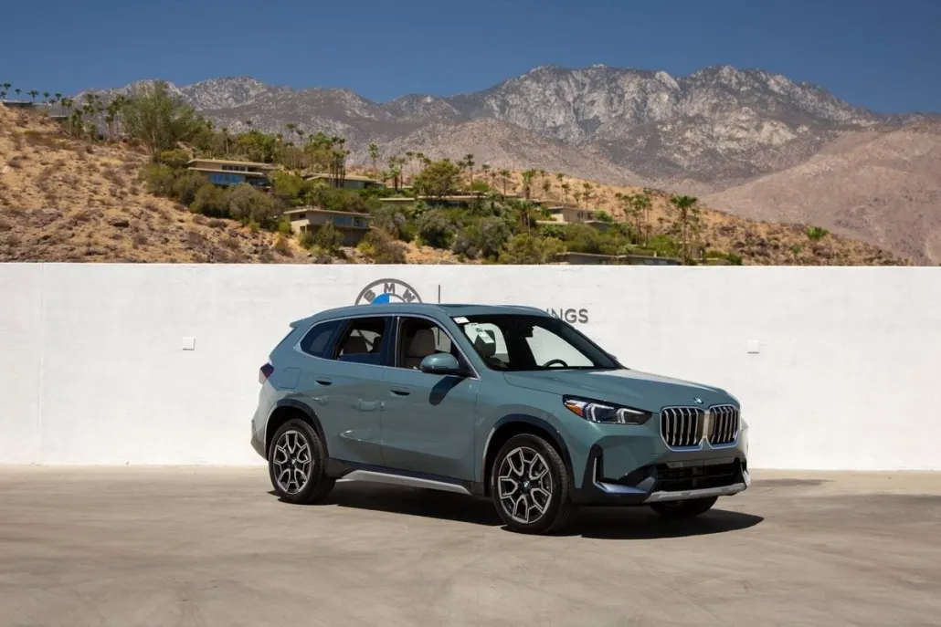 2025 Bmw X1 XDrive28i photo 1