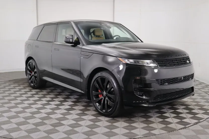 2025 Land Rover Range Rover Sport P530 Dynamic SE photo 1