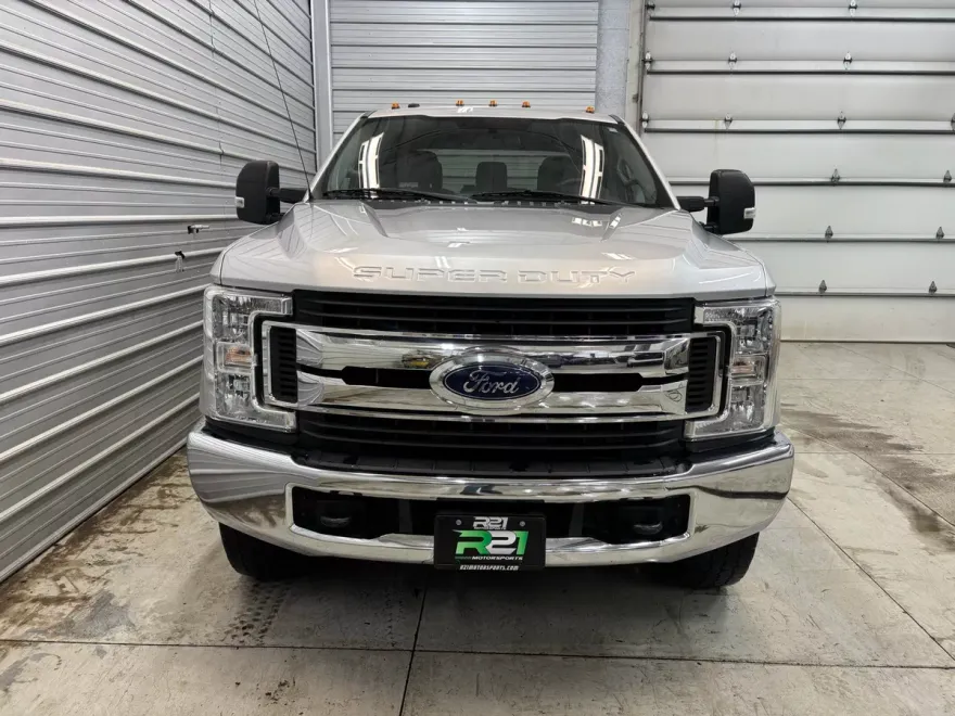 2019 Ford F-250 XLT photo 1